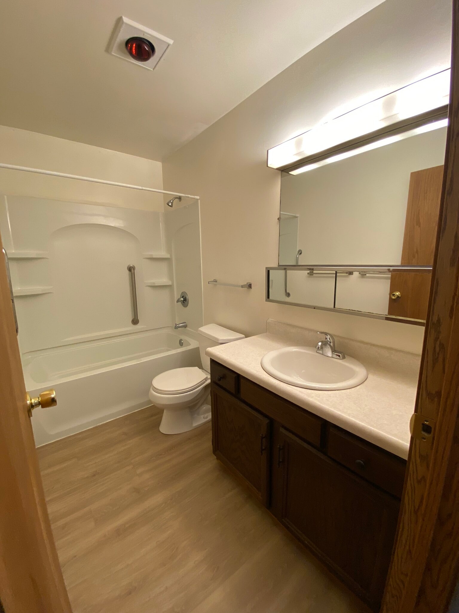 Bathroom - 521 Kerry Dr
