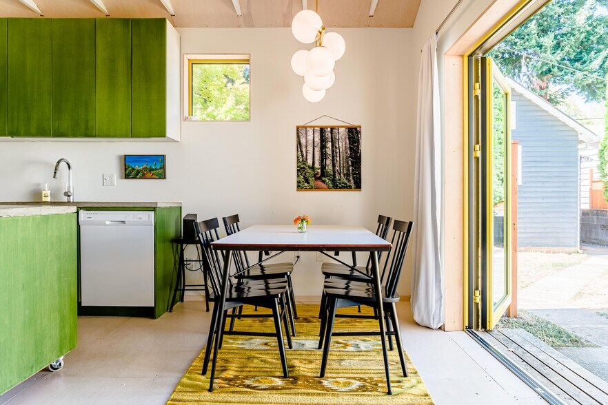 Building Photo - 8020 N Hurst Ave