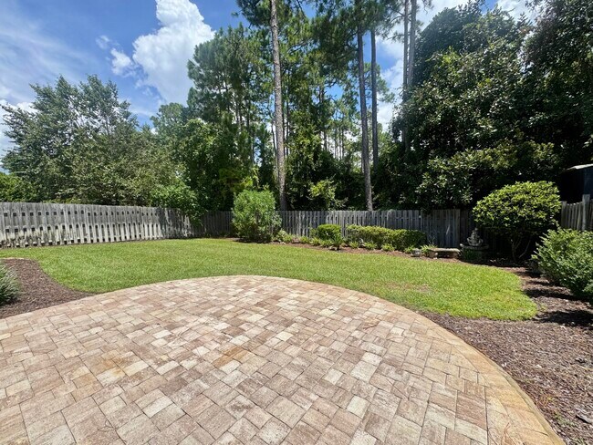 Building Photo - 256 Cocobolo Dr