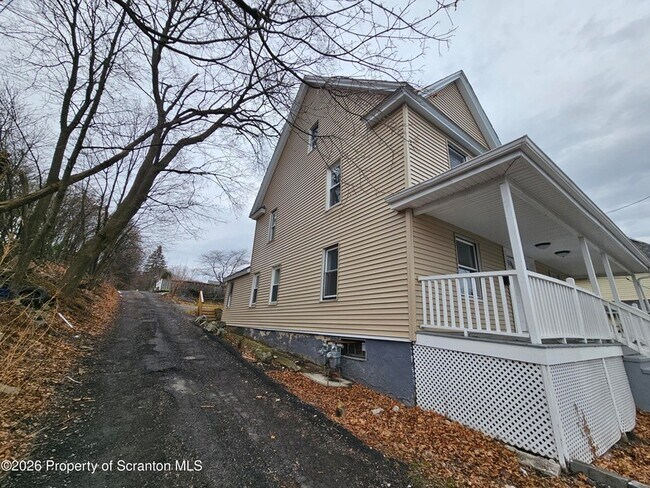 Building Photo - 1515 Brick Ave