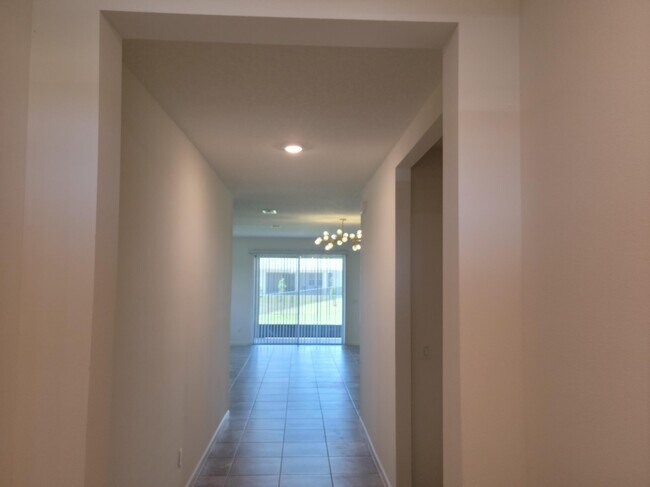 Building Photo - 12354 Arabella Dr