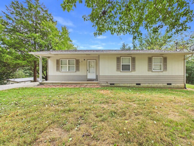 Building Photo - 112 Old Jones Rd
