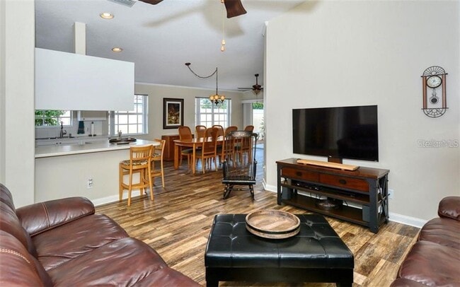 Building Photo - 7521 Renato Ct