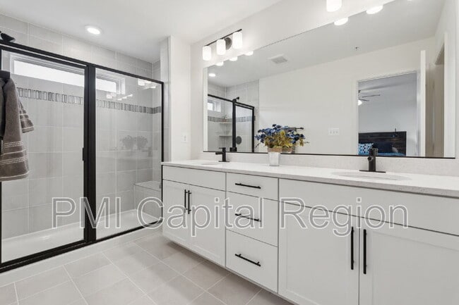 Building Photo - 7836 Hope Ct