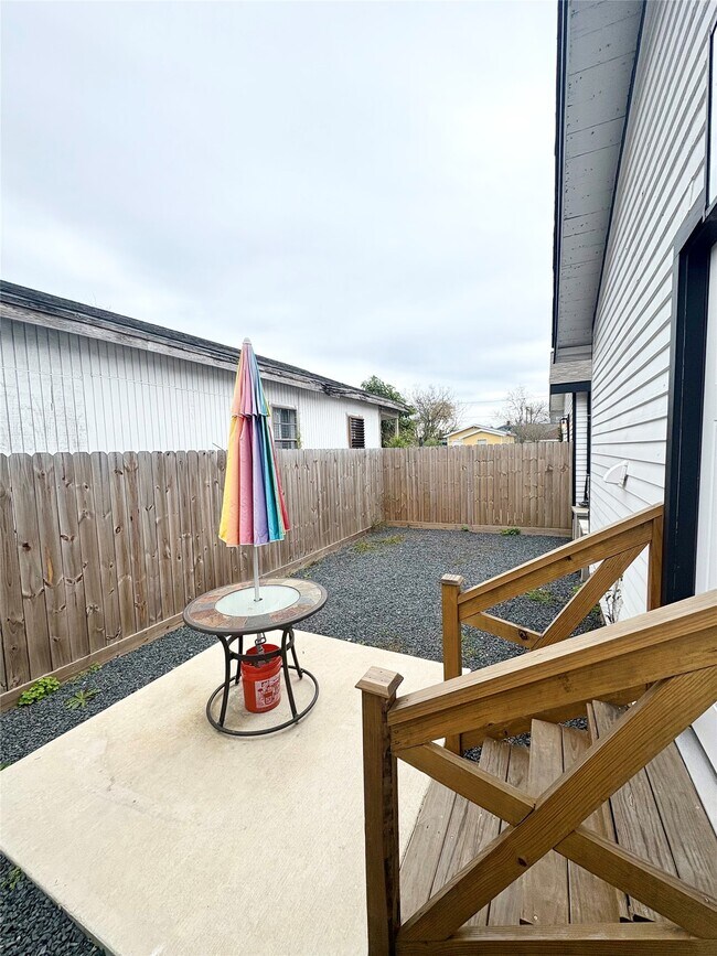 Building Photo - 1214 53rd St