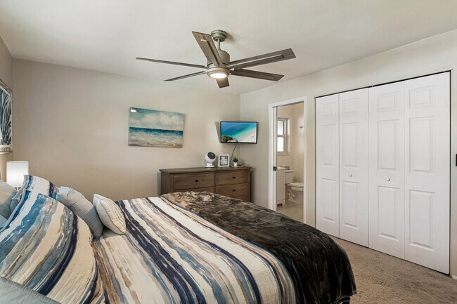 Building Photo - 2543 Sunny Breeze Ave