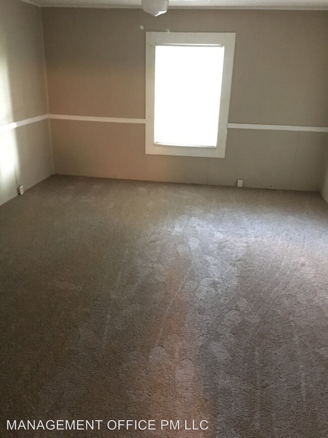 Building Photo - 2 br, 1 bath House - 408 North Broad St