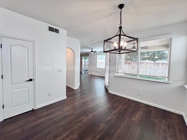 Building Photo - 1766 Glen Oban Ln