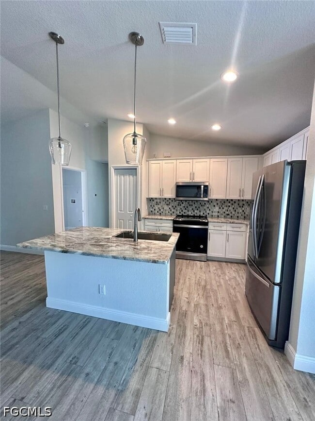 Building Photo - 2017 Lovoy Ct