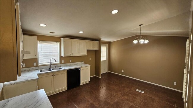 Building Photo - 10222 Elderberry Park Ln