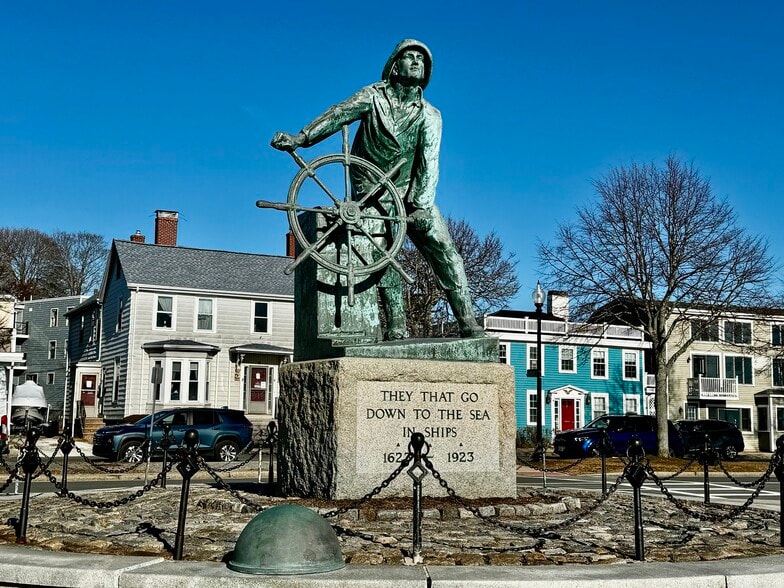 Building Photo - 145 Essex Ave