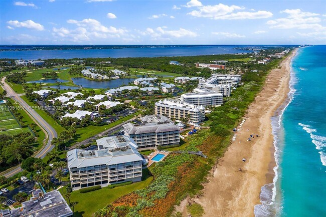 Building Photo - 40 NE Plantation Rd