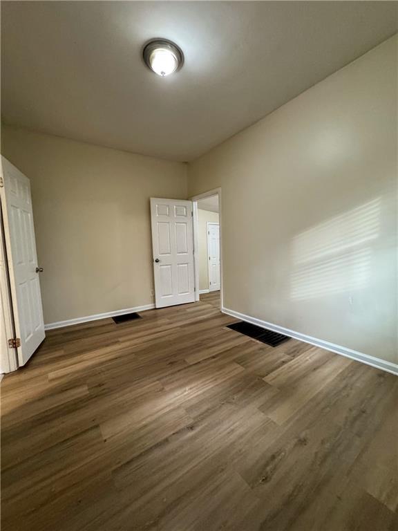 Building Photo - 1637 Columbia Dr