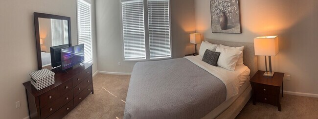 Building Photo - 609 Belle Point Dr