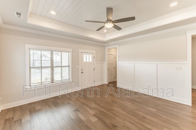 Building Photo - 125 Caspian Ln