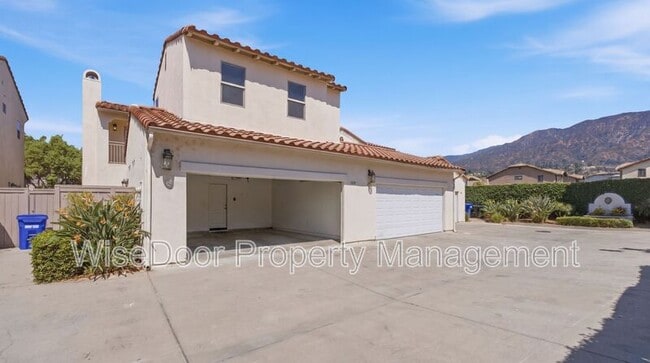 Building Photo - 1087 Waterfall Way