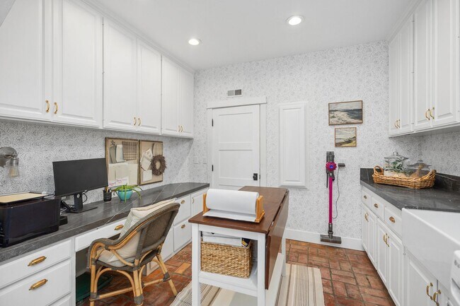 Building Photo - Luxury Ocean View Home in Sea Pointe Estates San Clemente