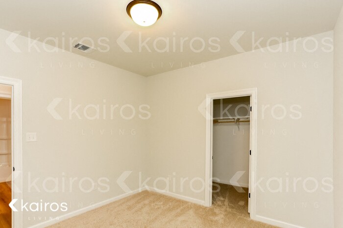 Building Photo - 100 Alpine Meadows Ln