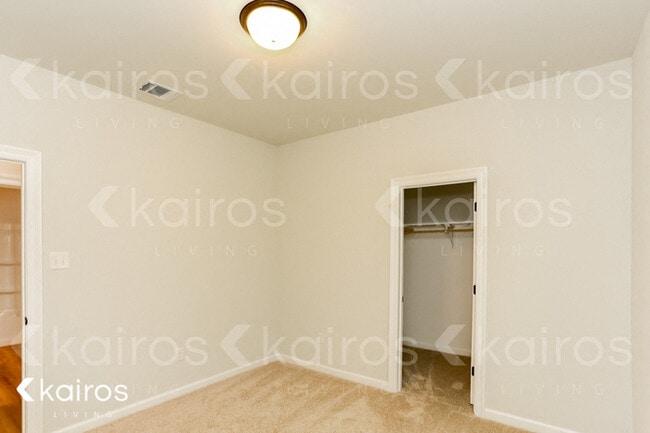Building Photo - 100 Alpine Meadows Ln