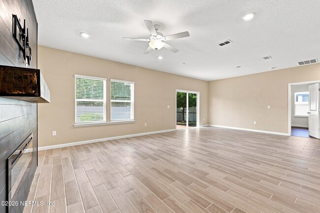 Building Photo - 10206 Nala Ln