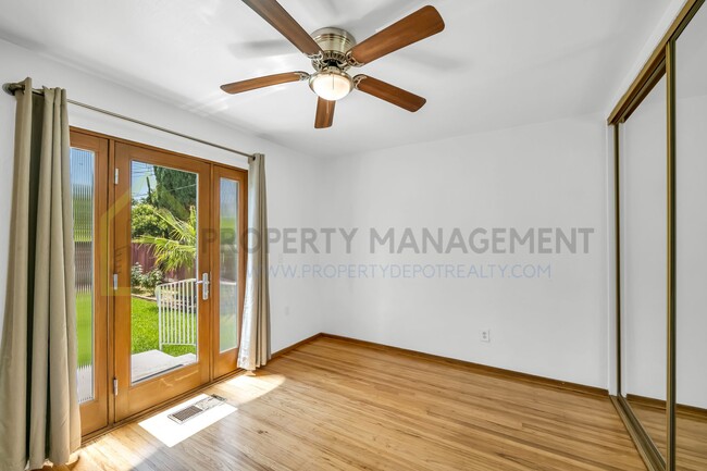Building Photo - Charming 3-Bed Ranch Home with room for 4t...