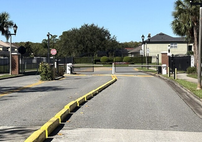 Building Photo - Available NOW!  Stunning 5-Bedroom Home in Gated Avalon Lakes Community