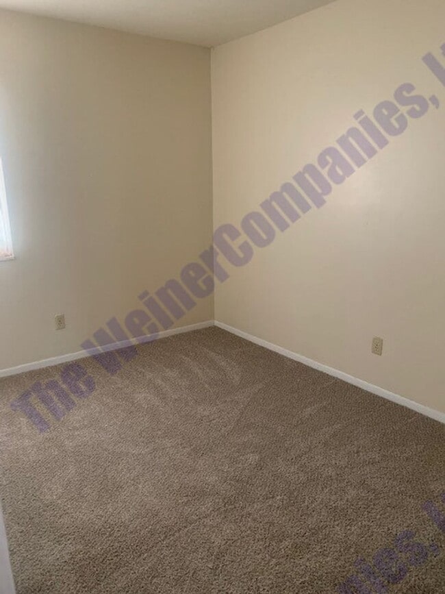 Building Photo - Now leasing for August 2026!