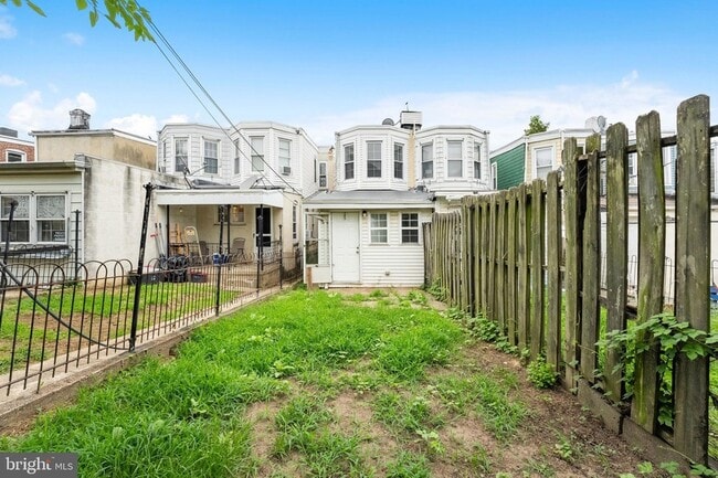 Building Photo - 511 S Harrison St