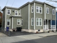 Building Photo - 79 Blossom St
