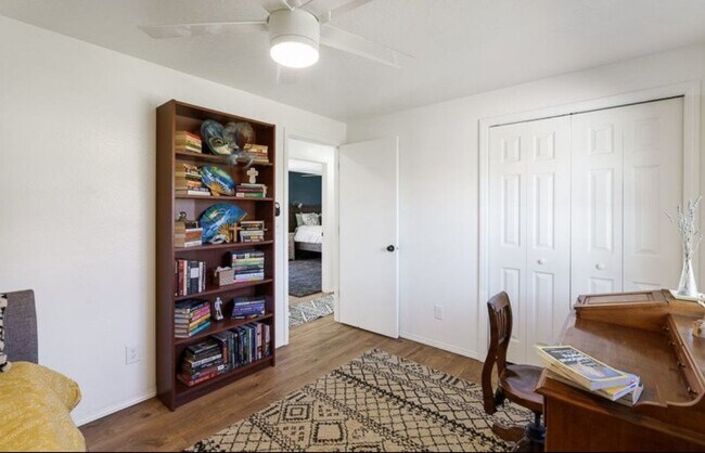 Building Photo - Available August 1st for You!  Beautiful P...