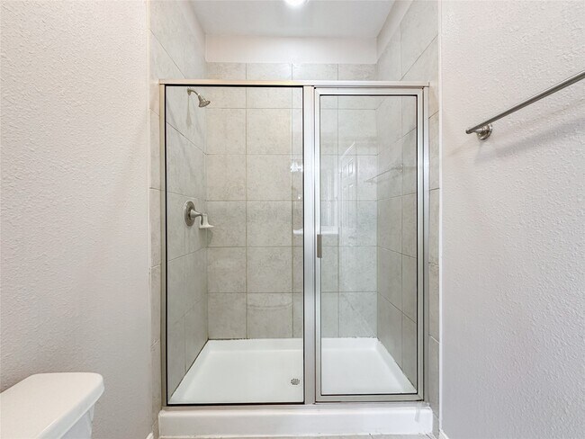 Building Photo - 125 Camelot Pl Ct