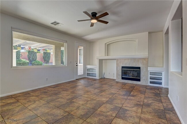 Building Photo - 10125 James Harbin Ave