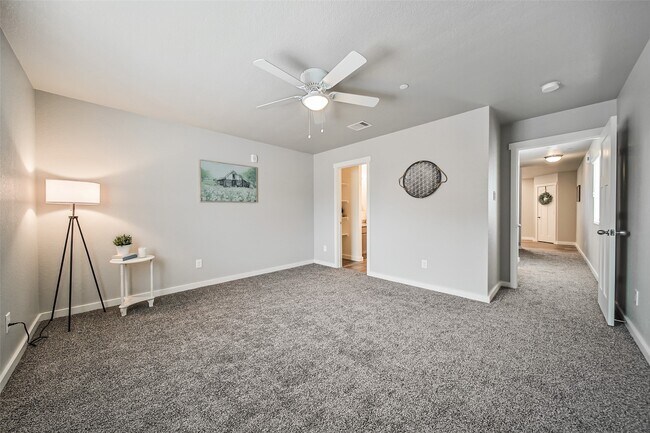 Building Photo - 12603 Telge Rd