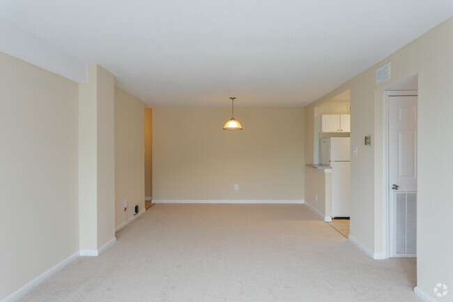 2 x 1 Classic - 950 sqft - Avondale Overlook