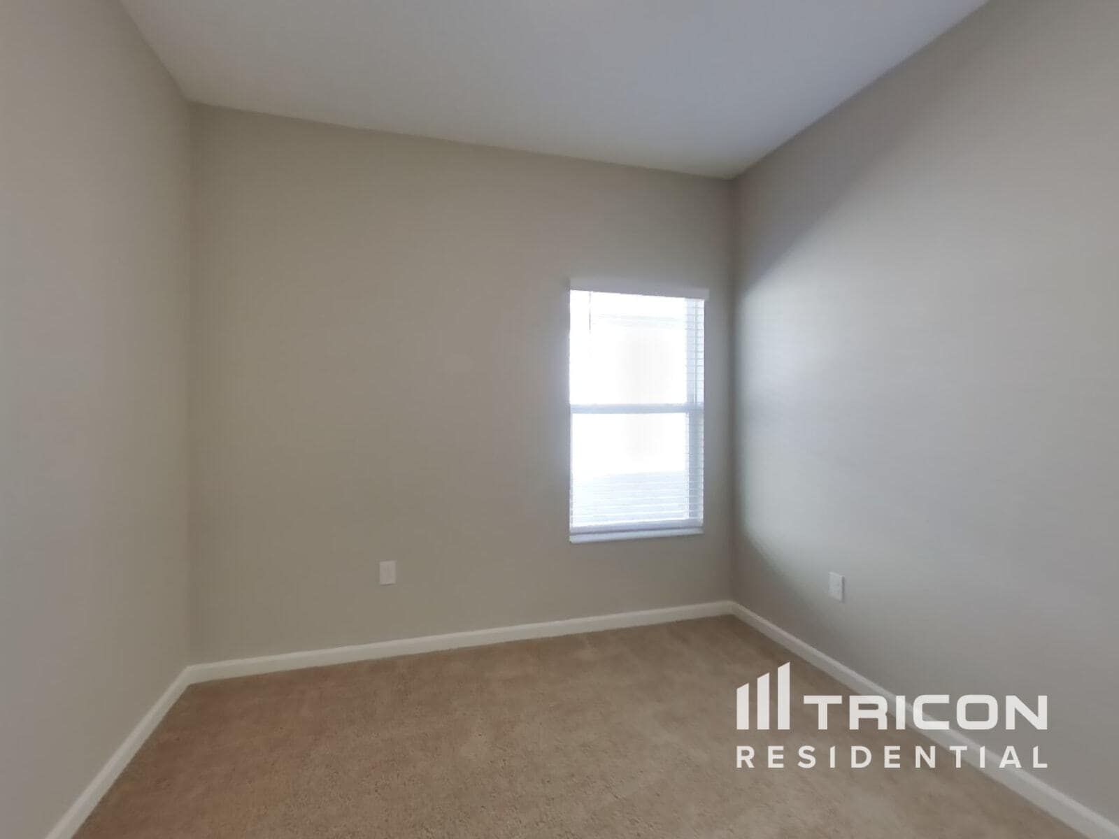 Building Photo - 180 Bella Verano Way