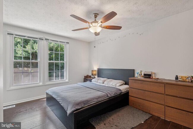 Building Photo - 7310 Torran Rocks Way