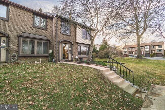 Building Photo - 3473 E Gate Pl