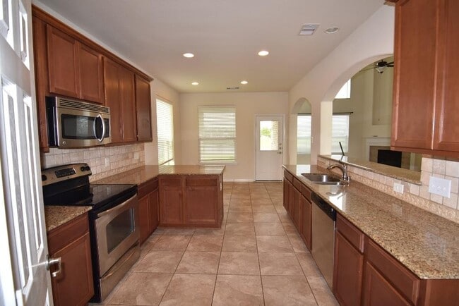 Building Photo - 1730 Palmetto Park Dr