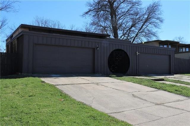 Building Photo - 6321 Walraven Cir