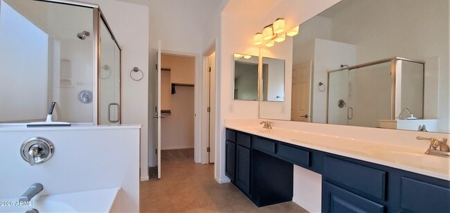 Building Photo - 4117 W Menadota Dr