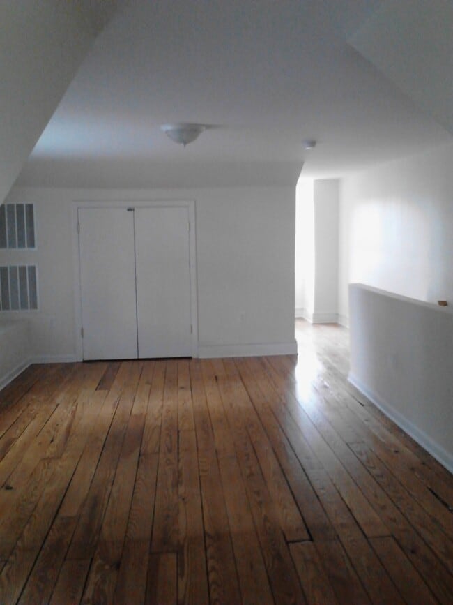 Building Photo - 706 Atlantic Ave