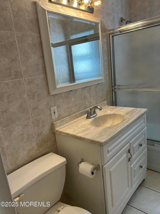 Building Photo - 4 Windsor Terrace