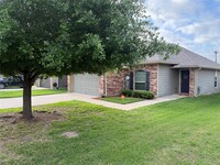 Building Photo - 108 Brookside Dr