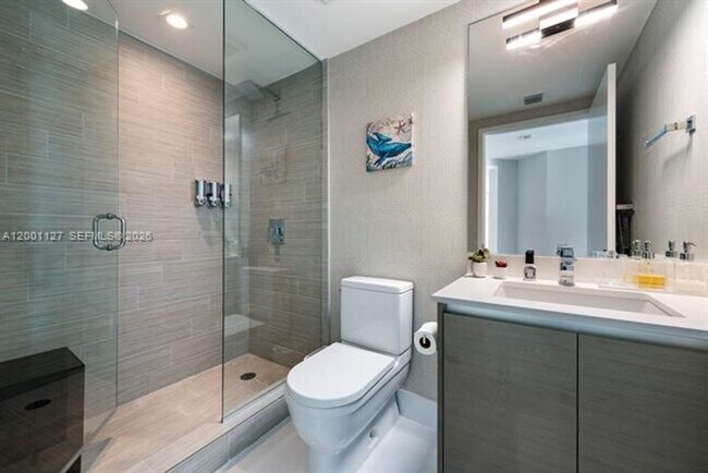 Building Photo - 300 Sunny Isles Blvd