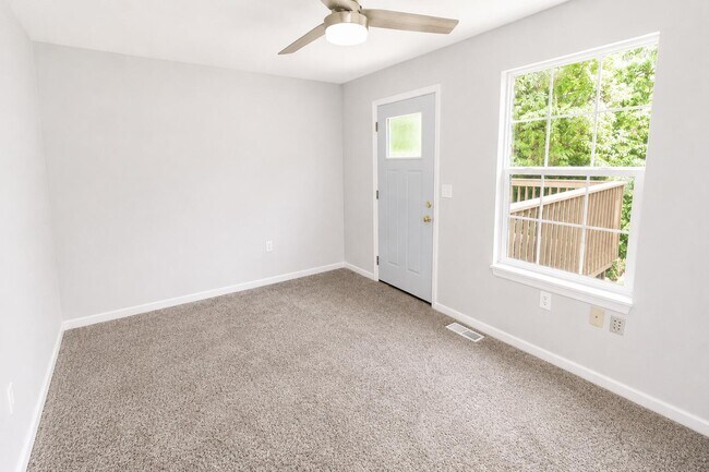 Building Photo - 5318 Godas Cir