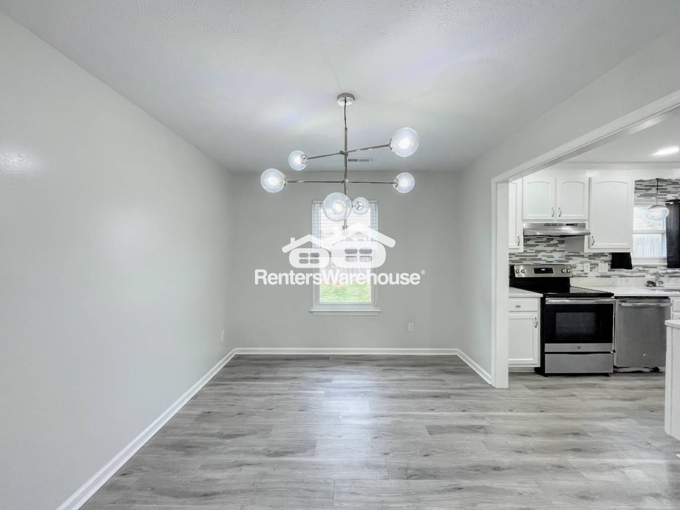 Building Photo - 835 Deer Path Trail