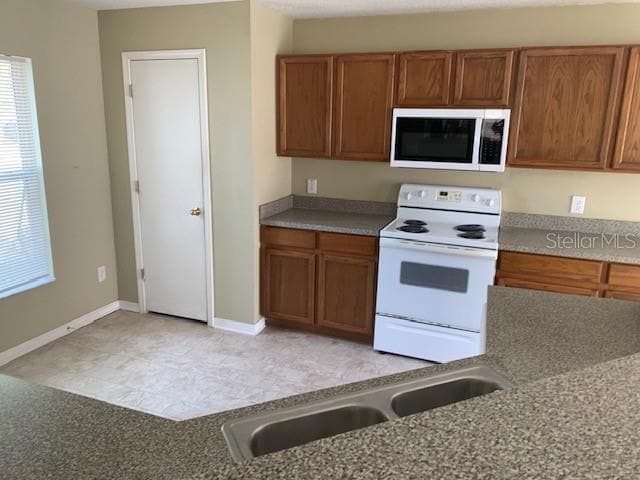 Building Photo - 13516 Mango Bay Dr