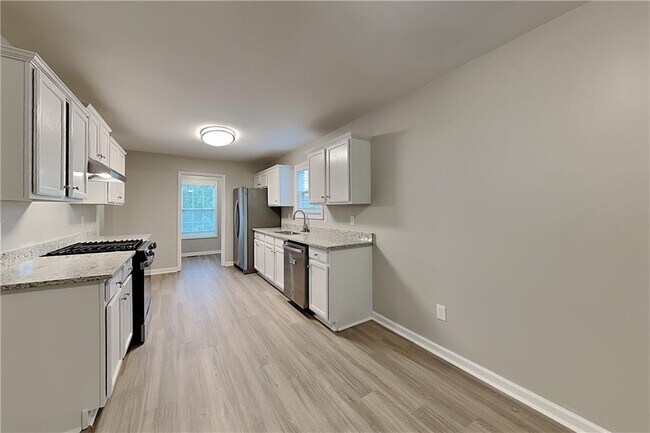 Building Photo - 280 Brookview Dr