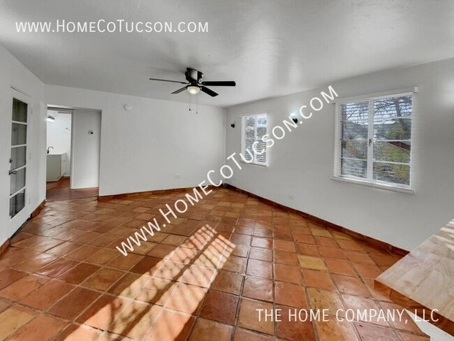 Building Photo - 1509 E Blacklidge Dr