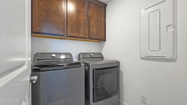 Building Photo - 3349 S 179th Dr